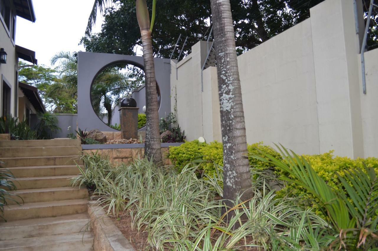 Mahogany Villa Guesthouse - Solar Ballito Exterior foto